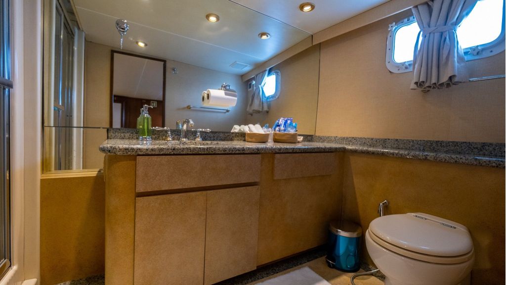 Mary Motor Yacht (54)