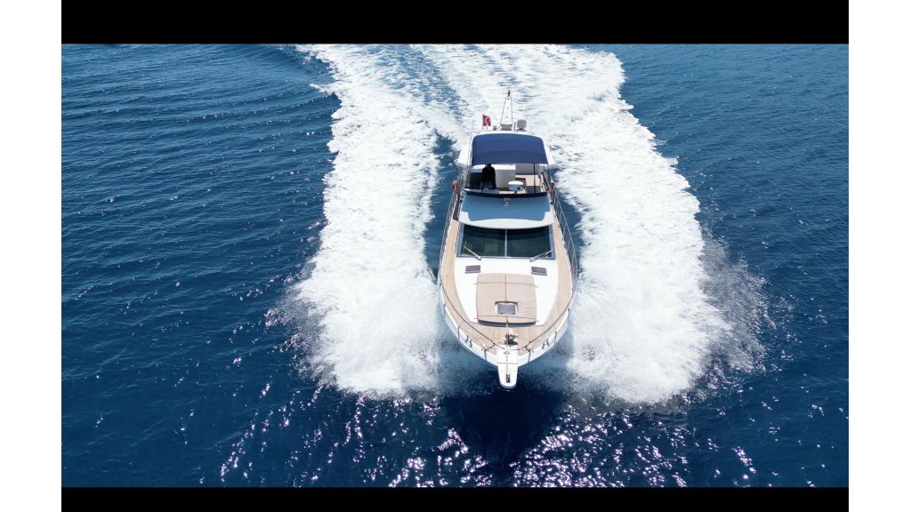 Searena Motor Yacht (04)