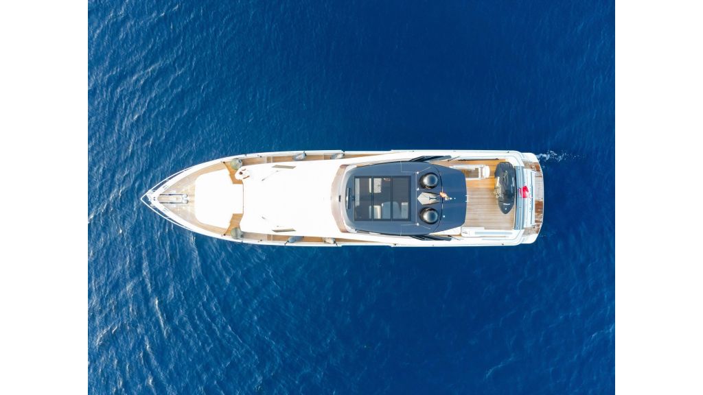 Feretti 850 Motor Yacht (07)