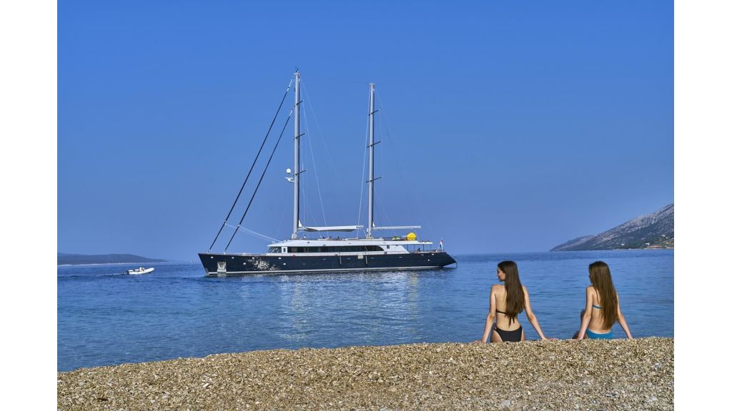Luxury Sailing Yacht Dalmatino (32)