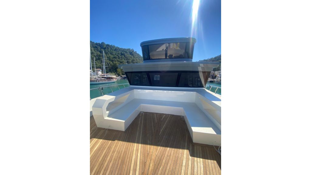 Alessandro Motor Yacht (002)