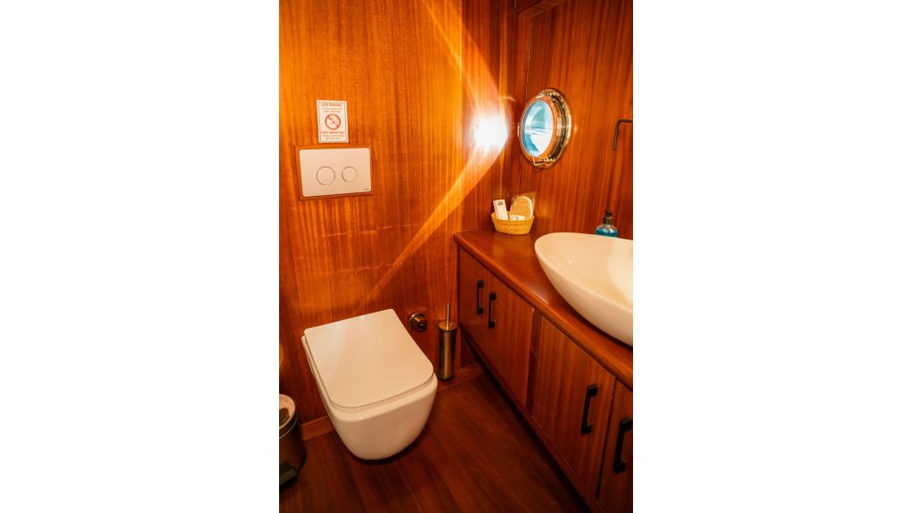 Oggusto Trawler (510)