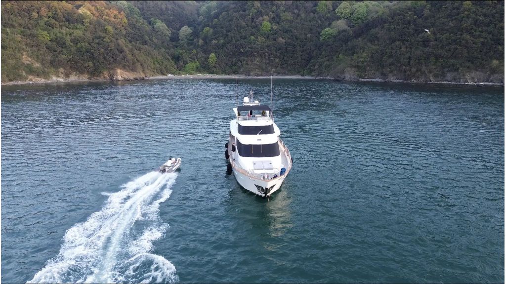 ayem motor yacht (040)