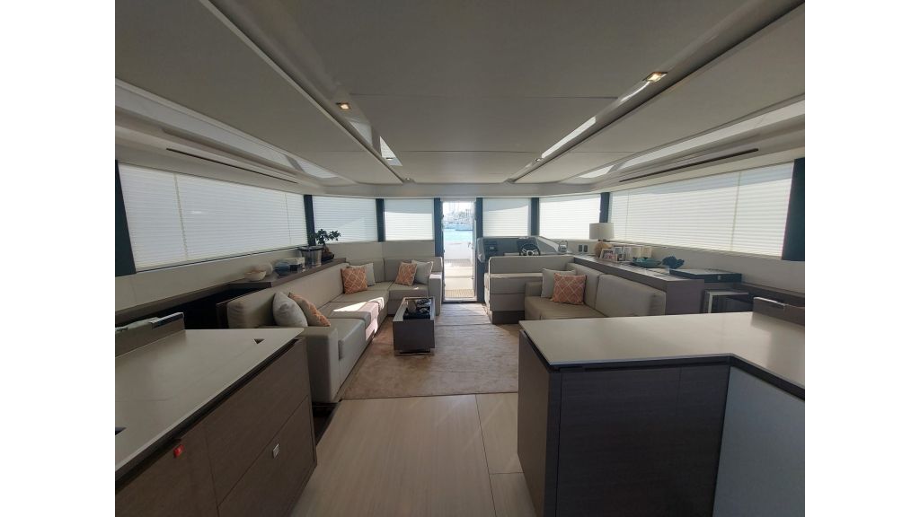 Leopard 53 Power Catamaran (21)