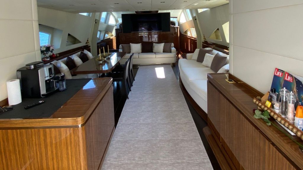 White Pearl Leopard 105 (014)