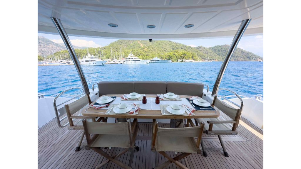 Sunseeker 80 gocek daily charter (003)