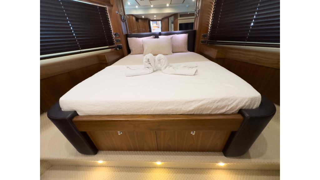 Sunseeker 80 gocek daily charter (022)
