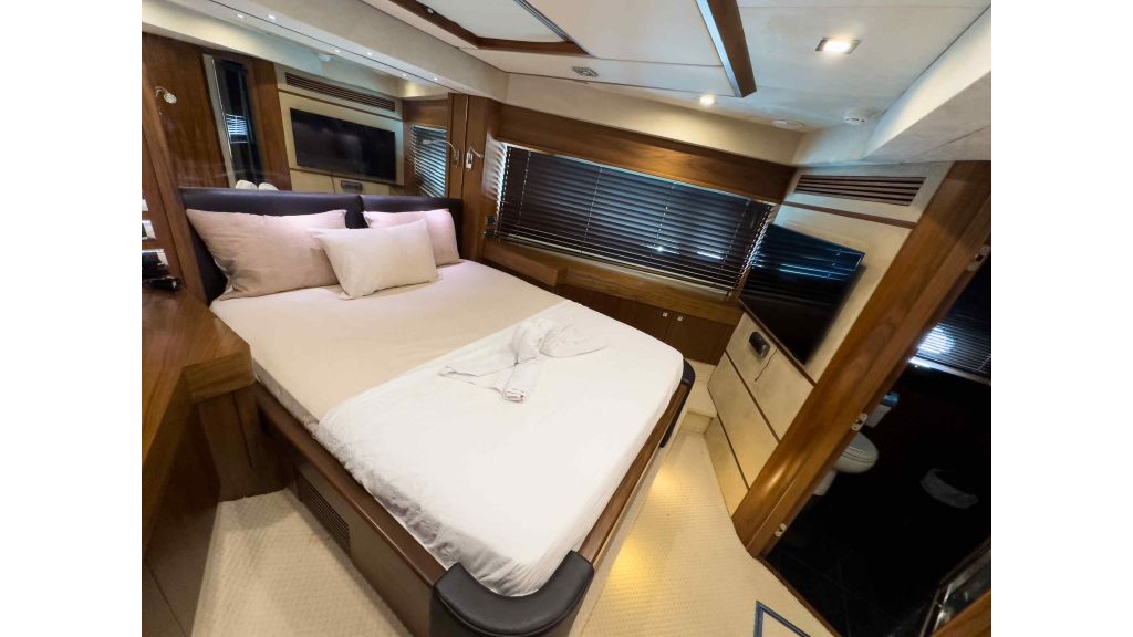 Sunseeker 80 gocek daily charter (024)