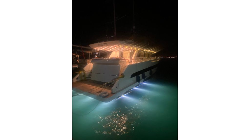 4 Cabin Custom Build Motoryacht (029)