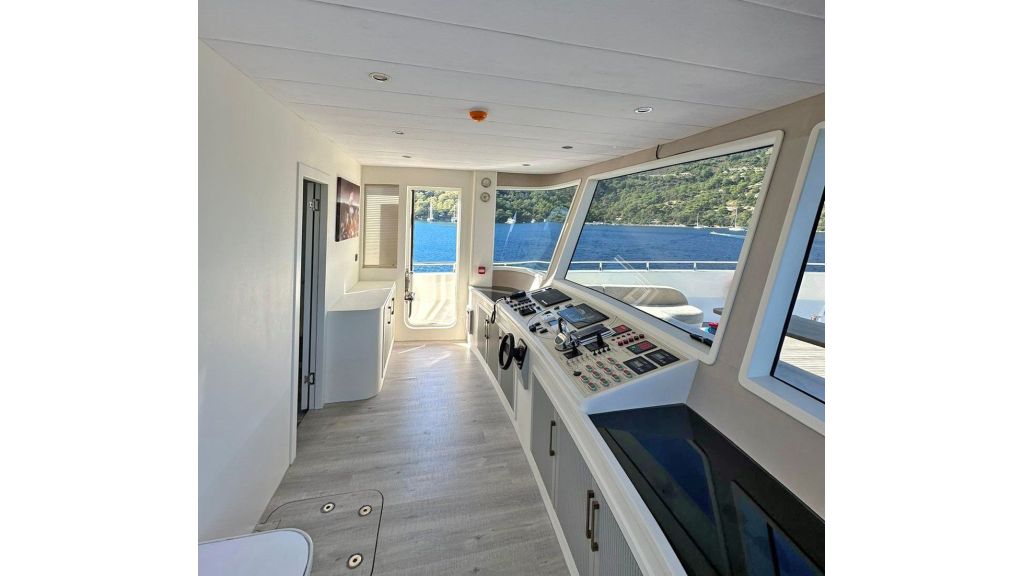 Custom Built Trawler (5)