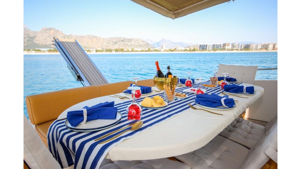 Harem Custom Made 19m Antalya Daily tour (008)