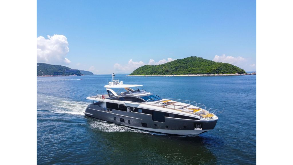 Azimut Grande 32m 2019 (001)