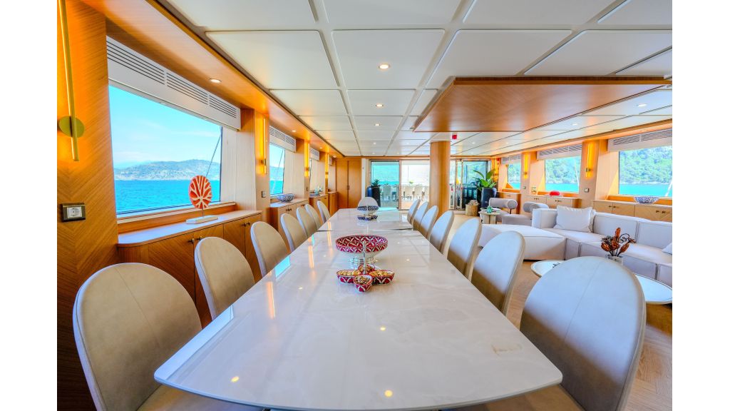 King Of The Sea (513)