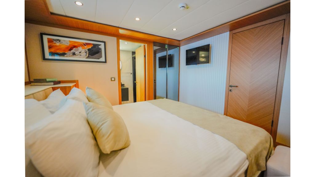 King Of The Sea (525)