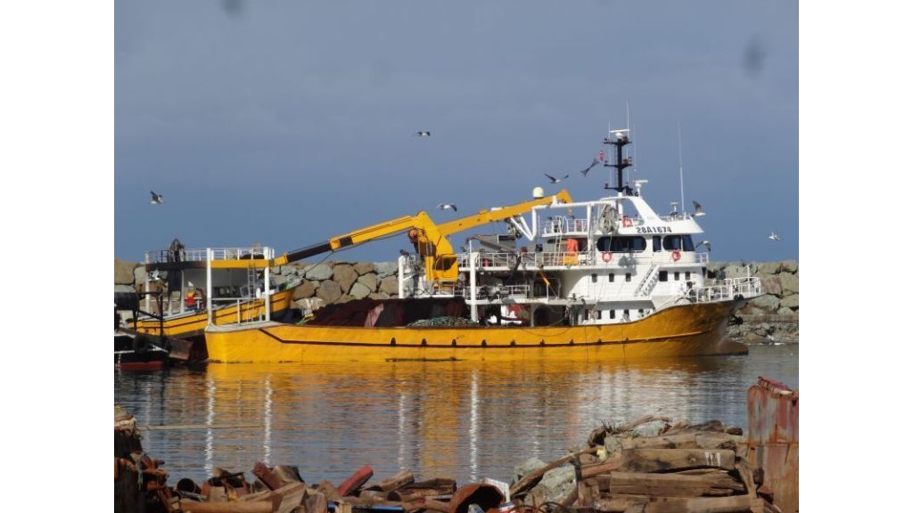 43m Fishing Trawler (002)