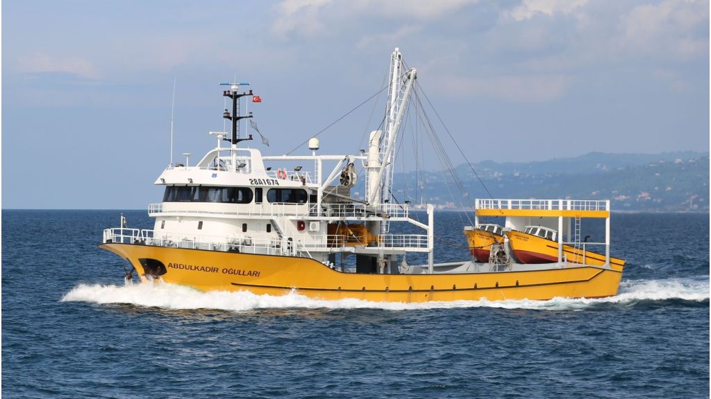 43m Fishing Trawler (039)