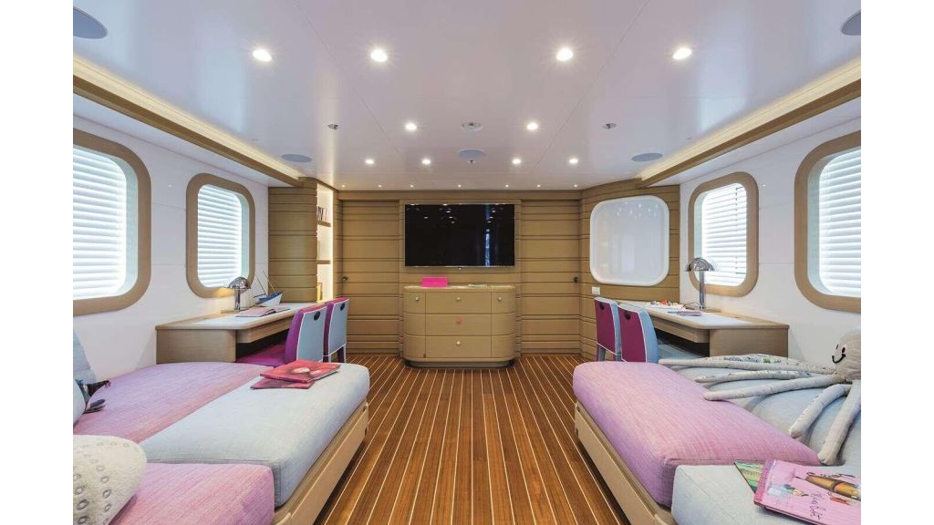 moca yacht benetti (511)