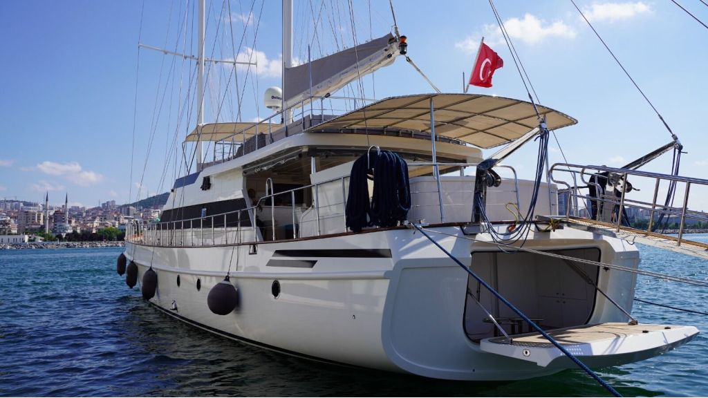 27m custom shipyard (503)