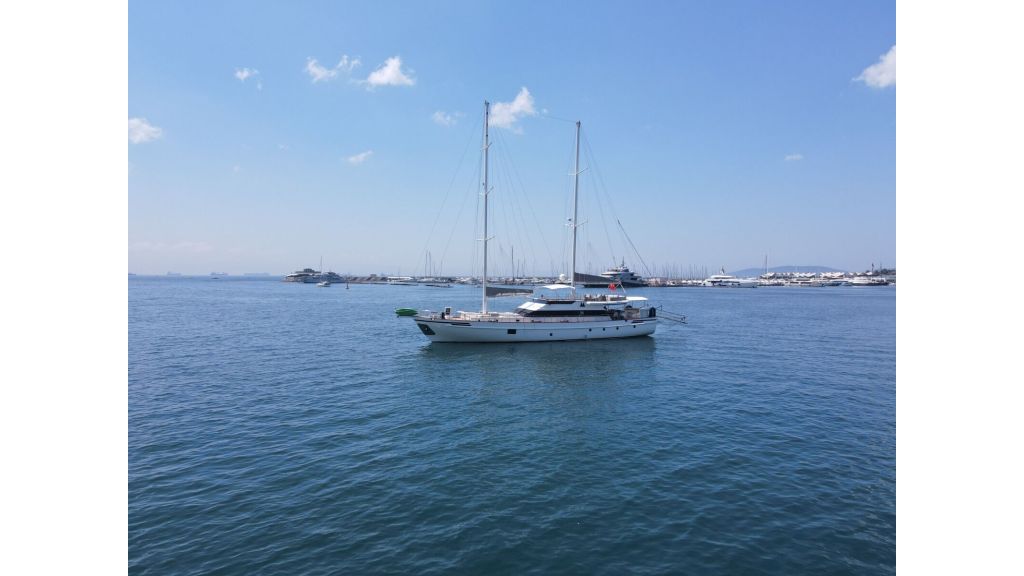 27m custom shipyard (504)