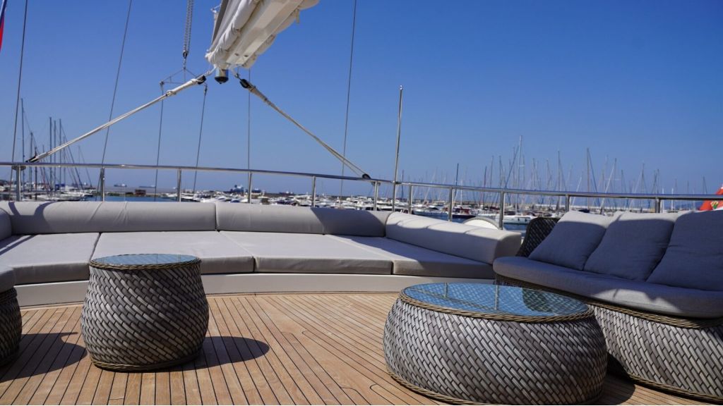 27m custom shipyard (506)