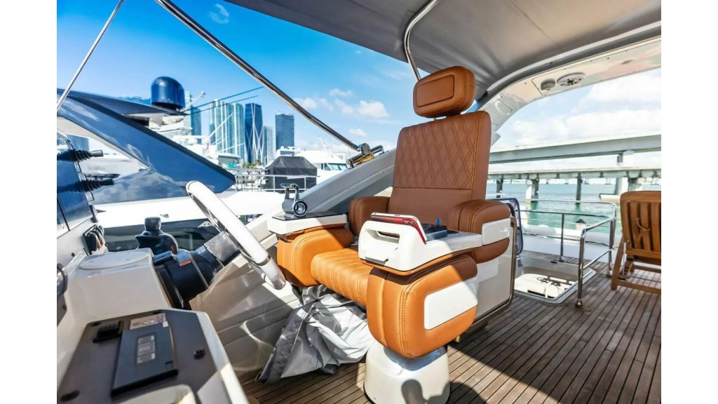 azimut 72s (021)