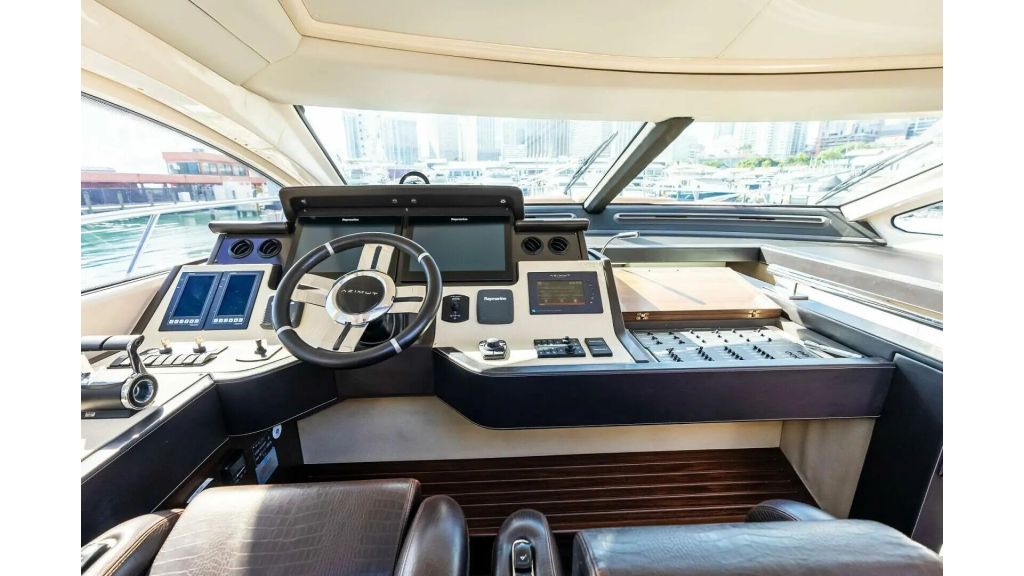 azimut 72s (026)