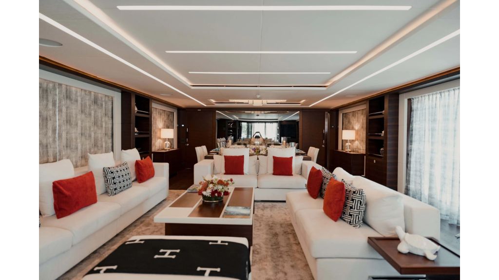 Majesty 38m 2018 03