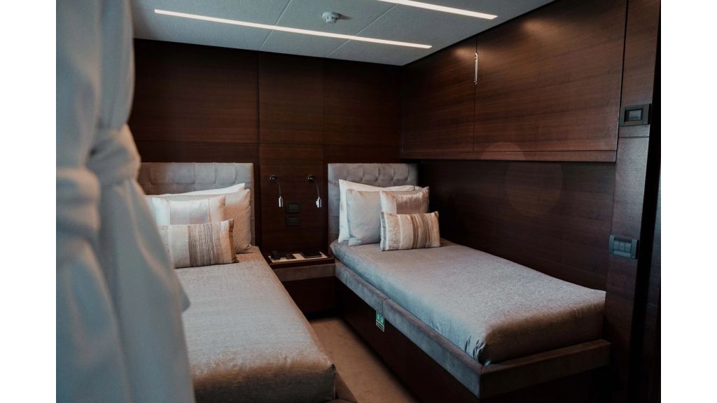 Majesty 38m 2018 16
