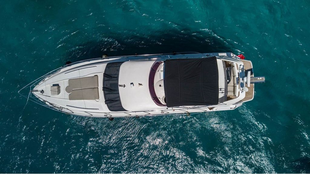 queen of angel motor yacht (504)