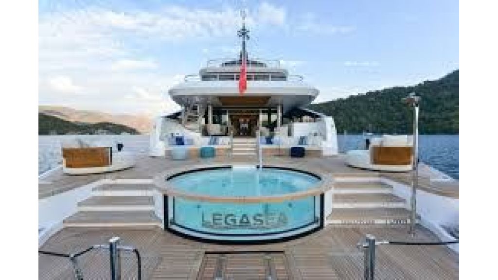 legasea motor yacht (002)