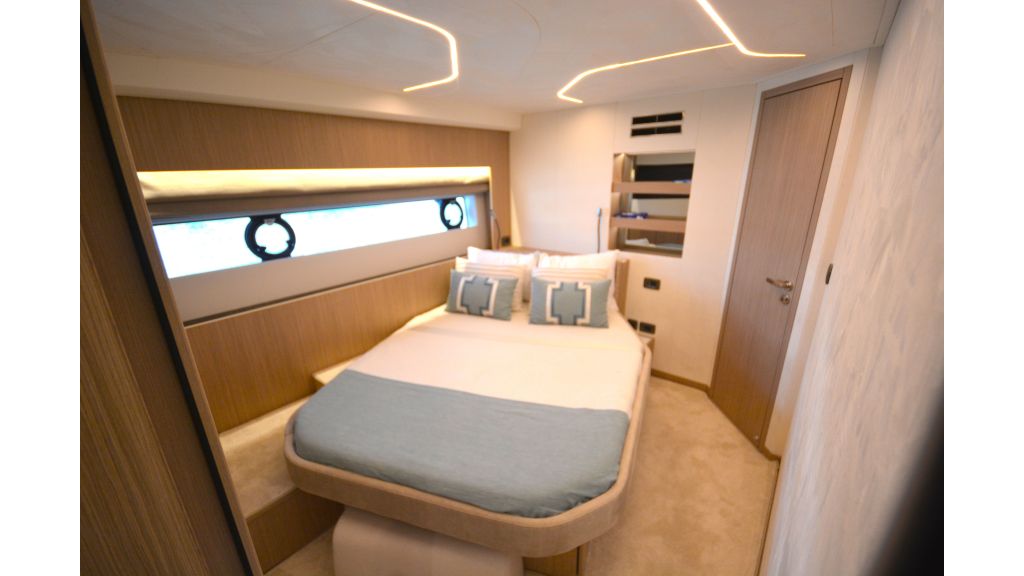 Prestige F5 (14)