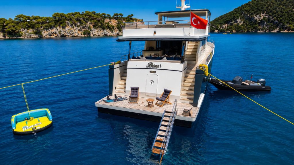 beluga motor yacht (044)