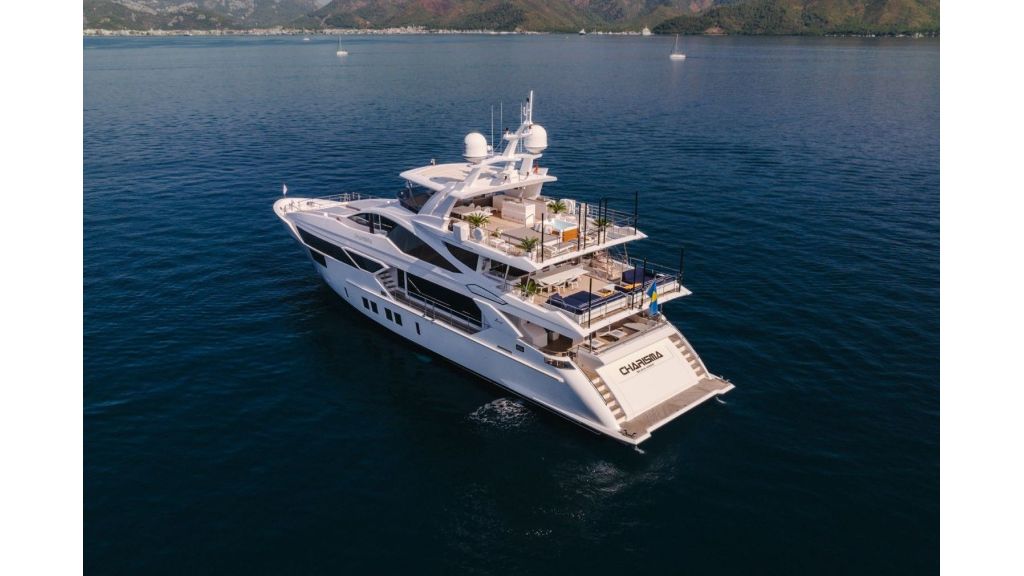 Charisma Motor Yacht (503) master