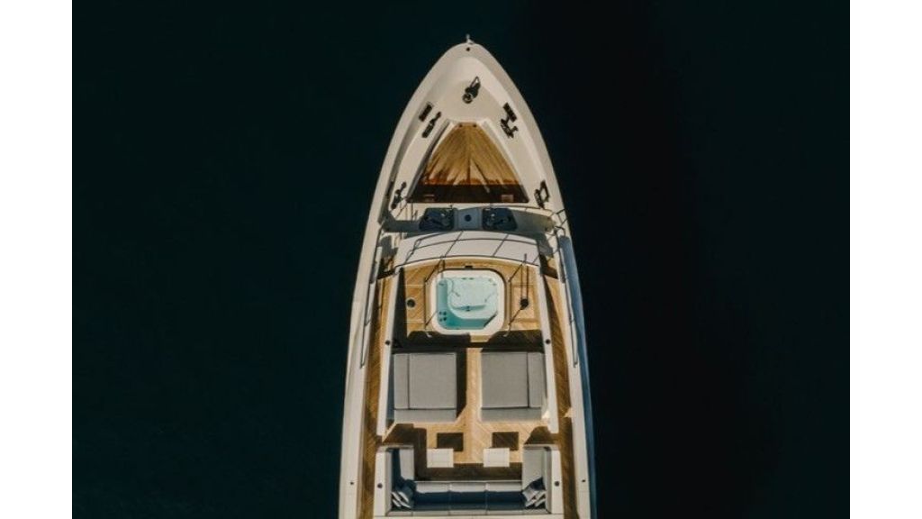 Charisma Motor Yacht (507)