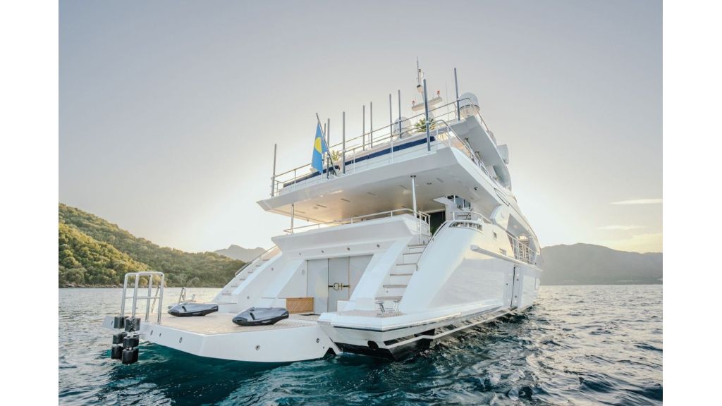 Charisma Motor Yacht (510)