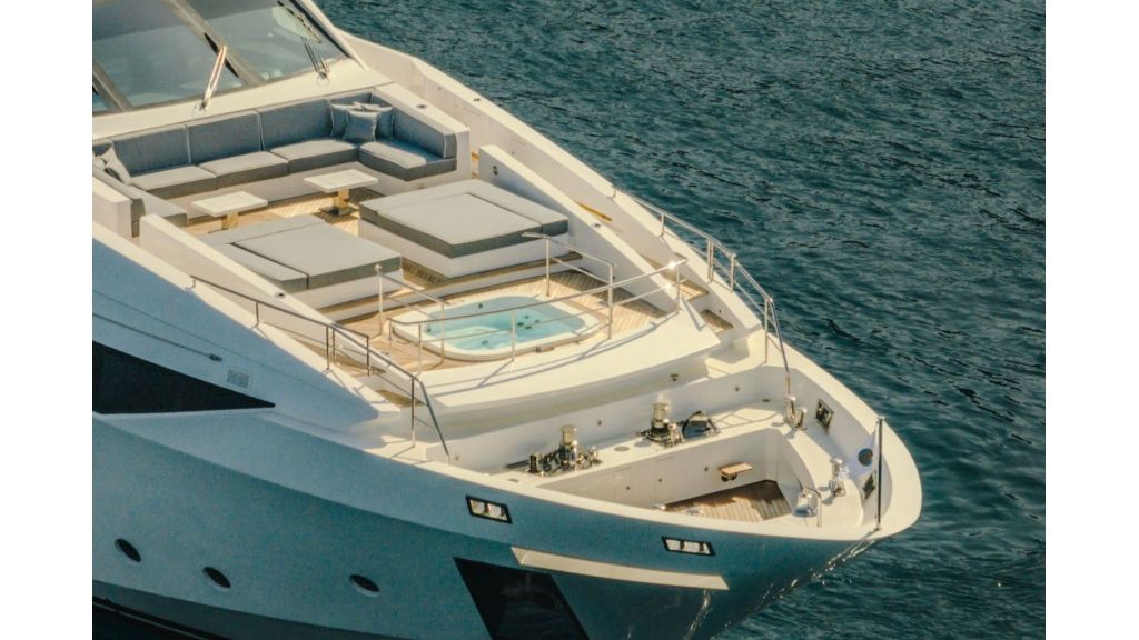 Charisma Motor Yacht (511)