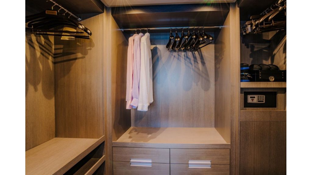 Charisma Motor Yacht (539)