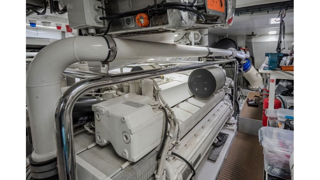 Charisma Motor Yacht (546)