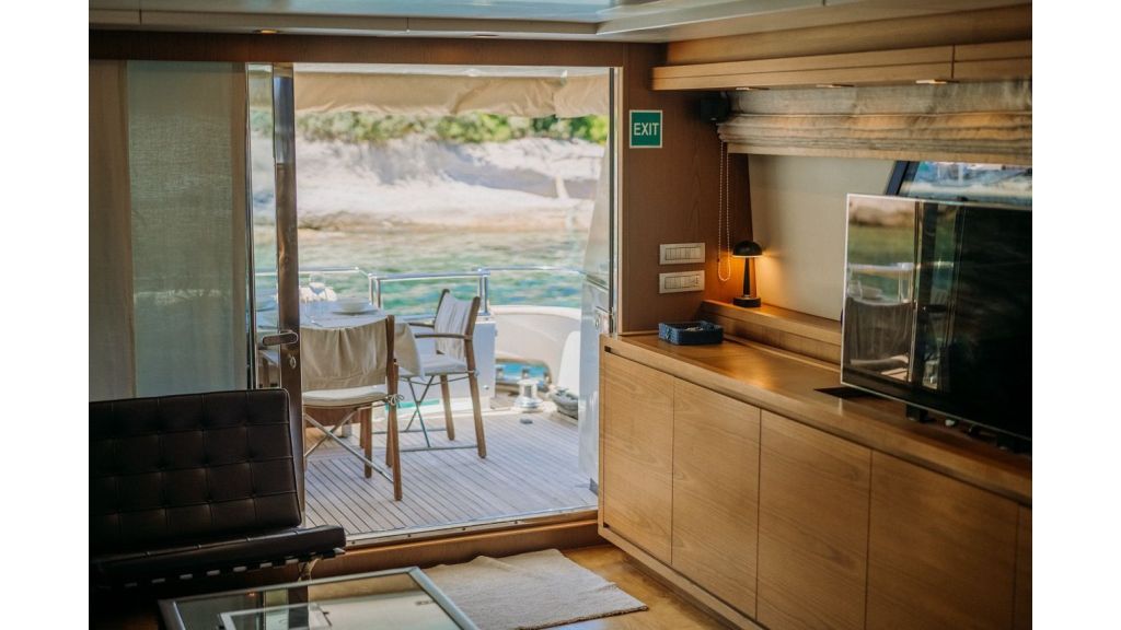 KUUM Motor Yacht (708)