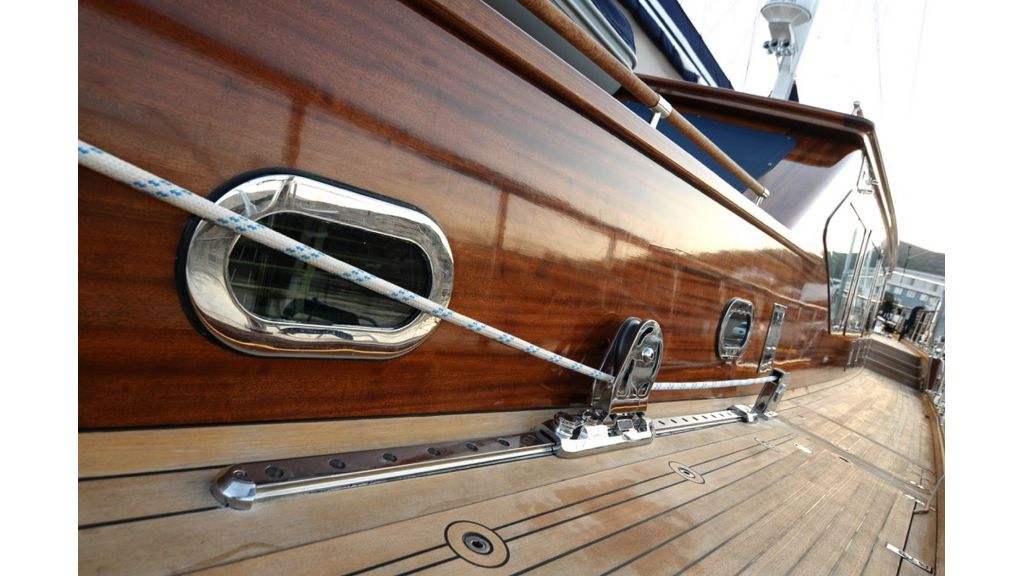 Clear Eyes Ketch Sailing Yacht (002)