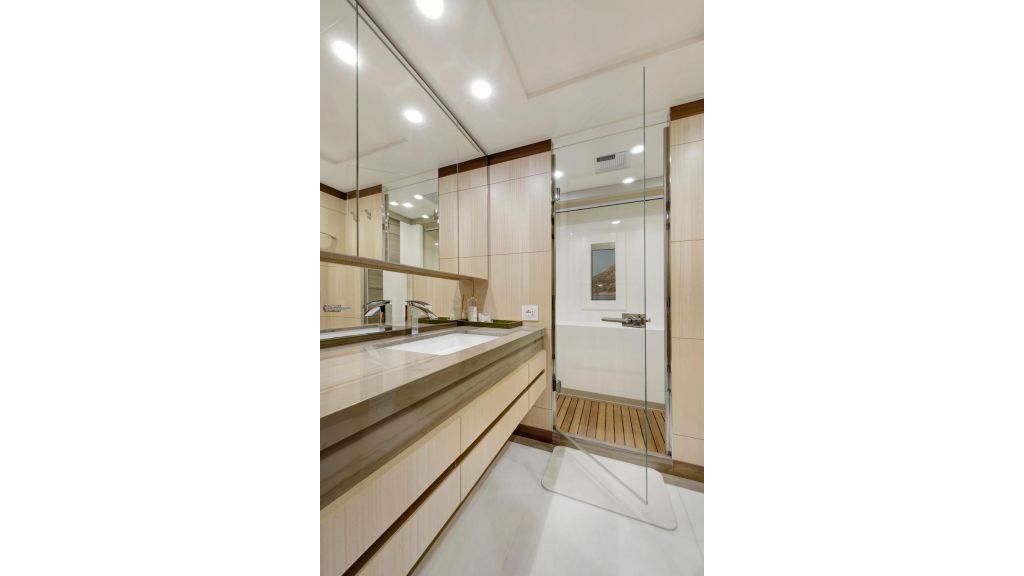 Benetti 125 For Sale (222)