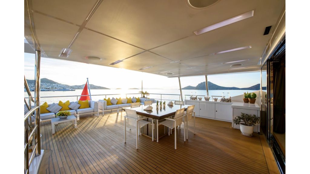 Benetti 125 For Sale (232)