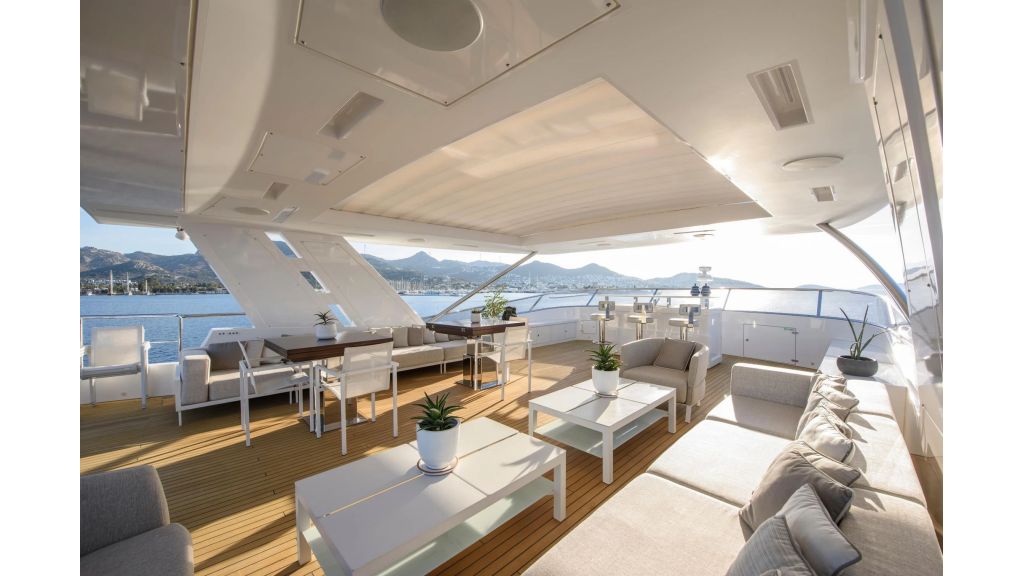 Benetti 125 For Sale (233)