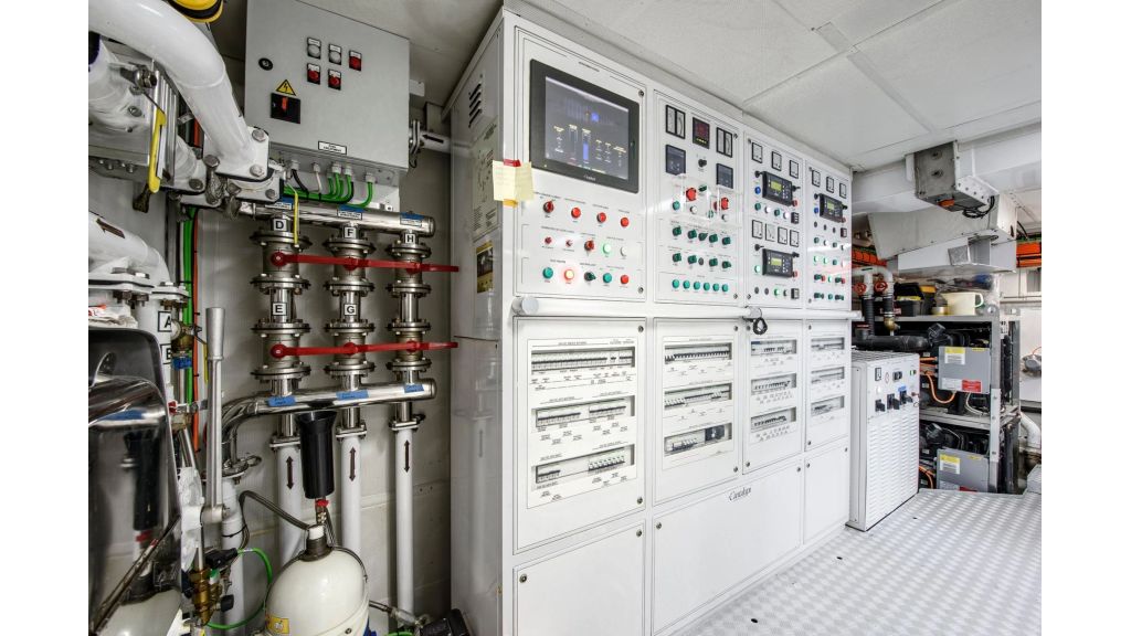 Benetti 125 For Sale (246)