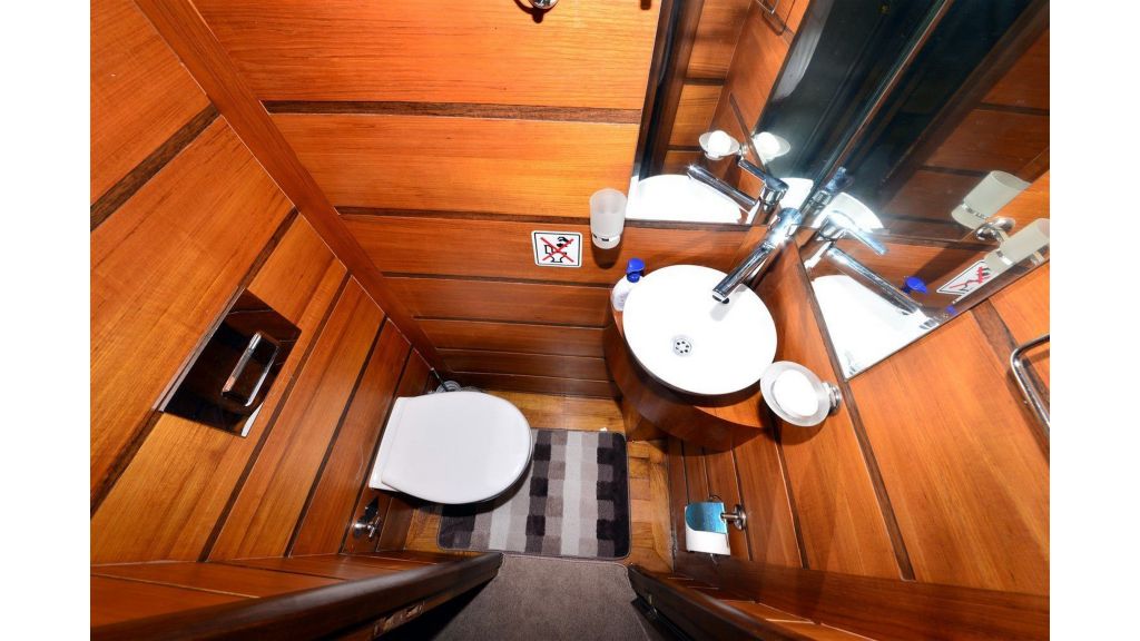 24M Luxury Deluxe Gulet (007)