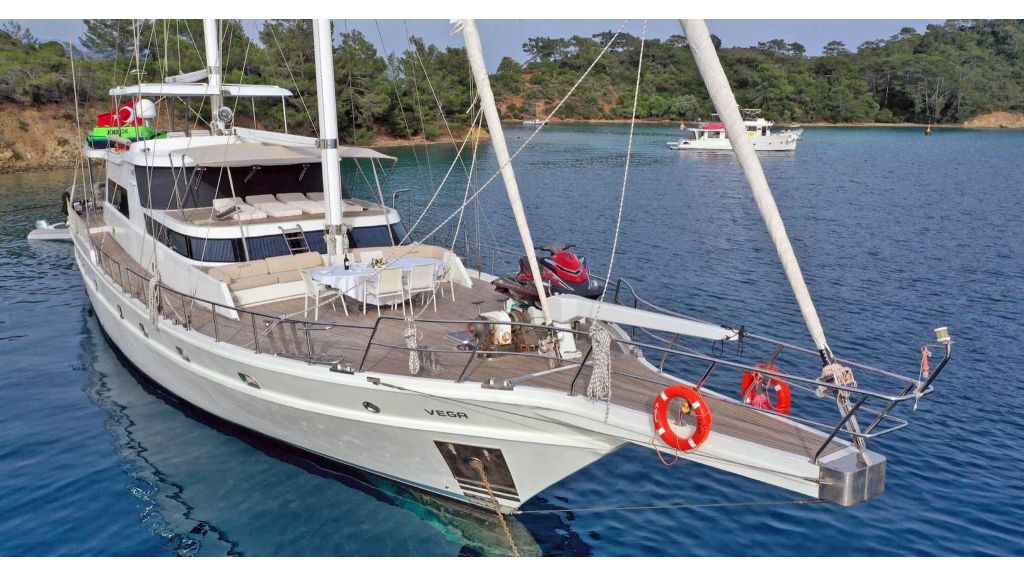 5 Cabins Ketch Gulet (008)