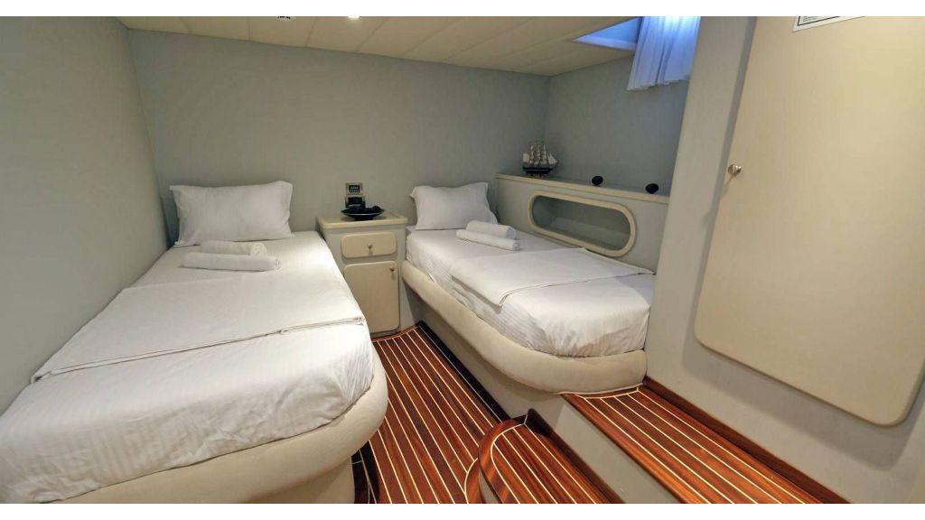 5 Cabins Ketch Gulet (017)