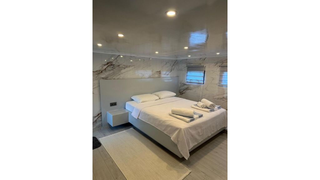 Lagertha Trawler (005)