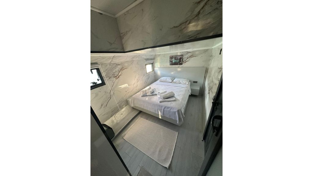 Lagertha Trawler (015)