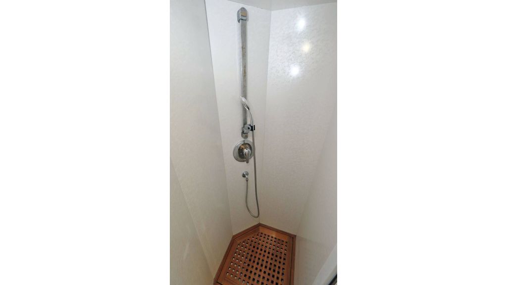 Motor Yacht Falcon 80 (020)